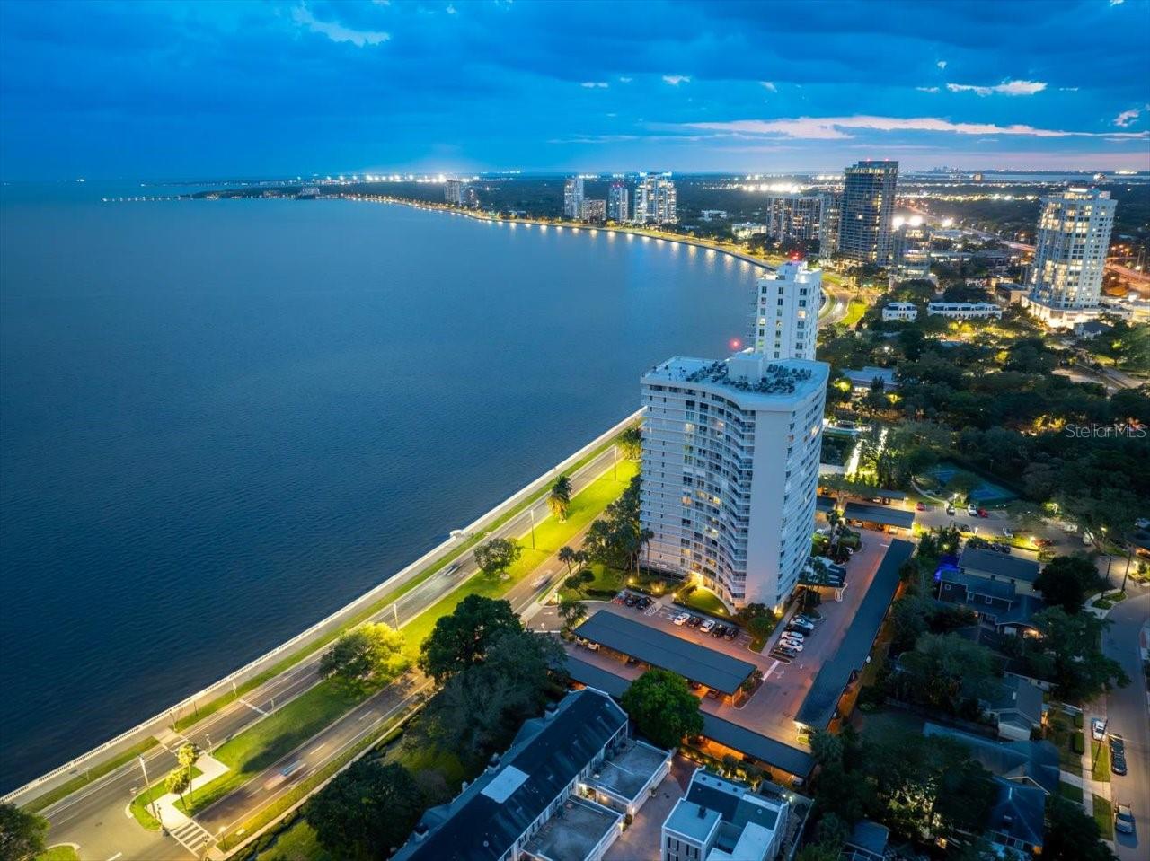 BAYSHORE DIPLOMAT A CONDOMINIU - Residential