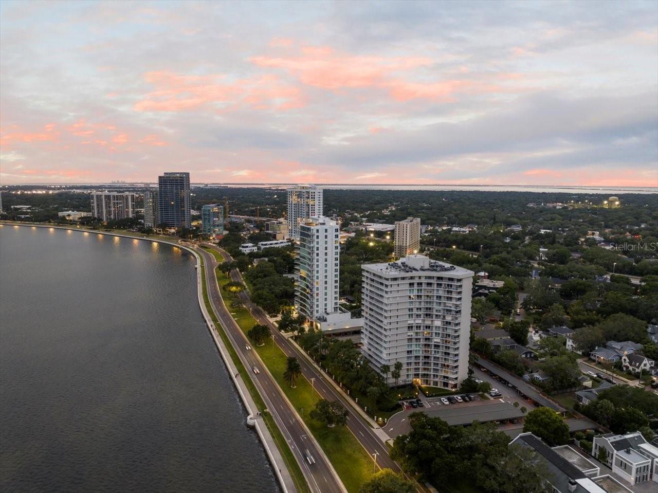 BAYSHORE DIPLOMAT A CONDOMINIU - Residential