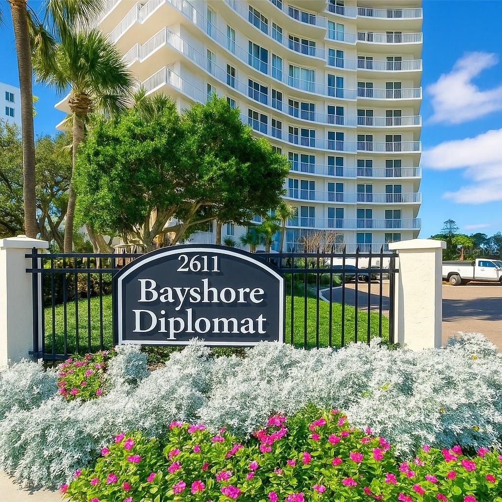 Photo of 2611 Bayshore Boulevard #1202, Tampa, FL 33629 (MLS # TB8448250)