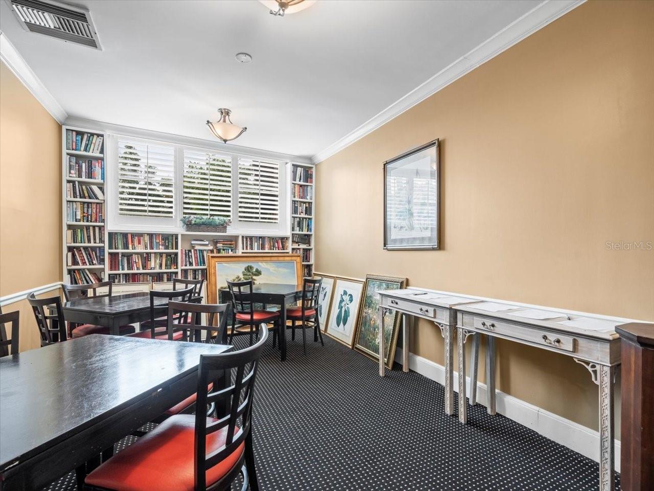 BAYSHORE DIPLOMAT A CONDOMINIU - Residential