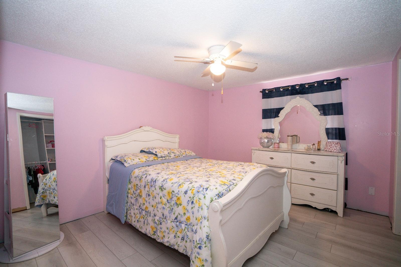 TOWNN COUNTRY PARK SEC 9 UN 09 - Residential