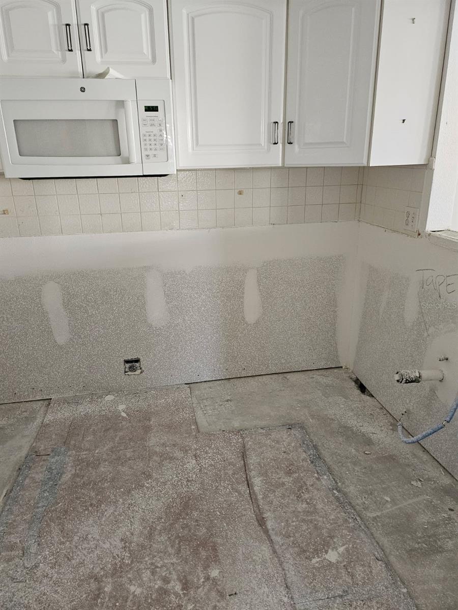 GULF HARBORS CONDO - Residential