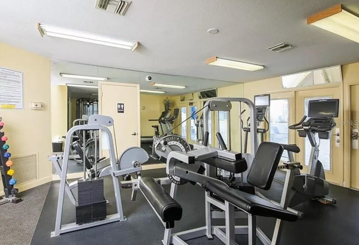 HARBOR PINES - Residential