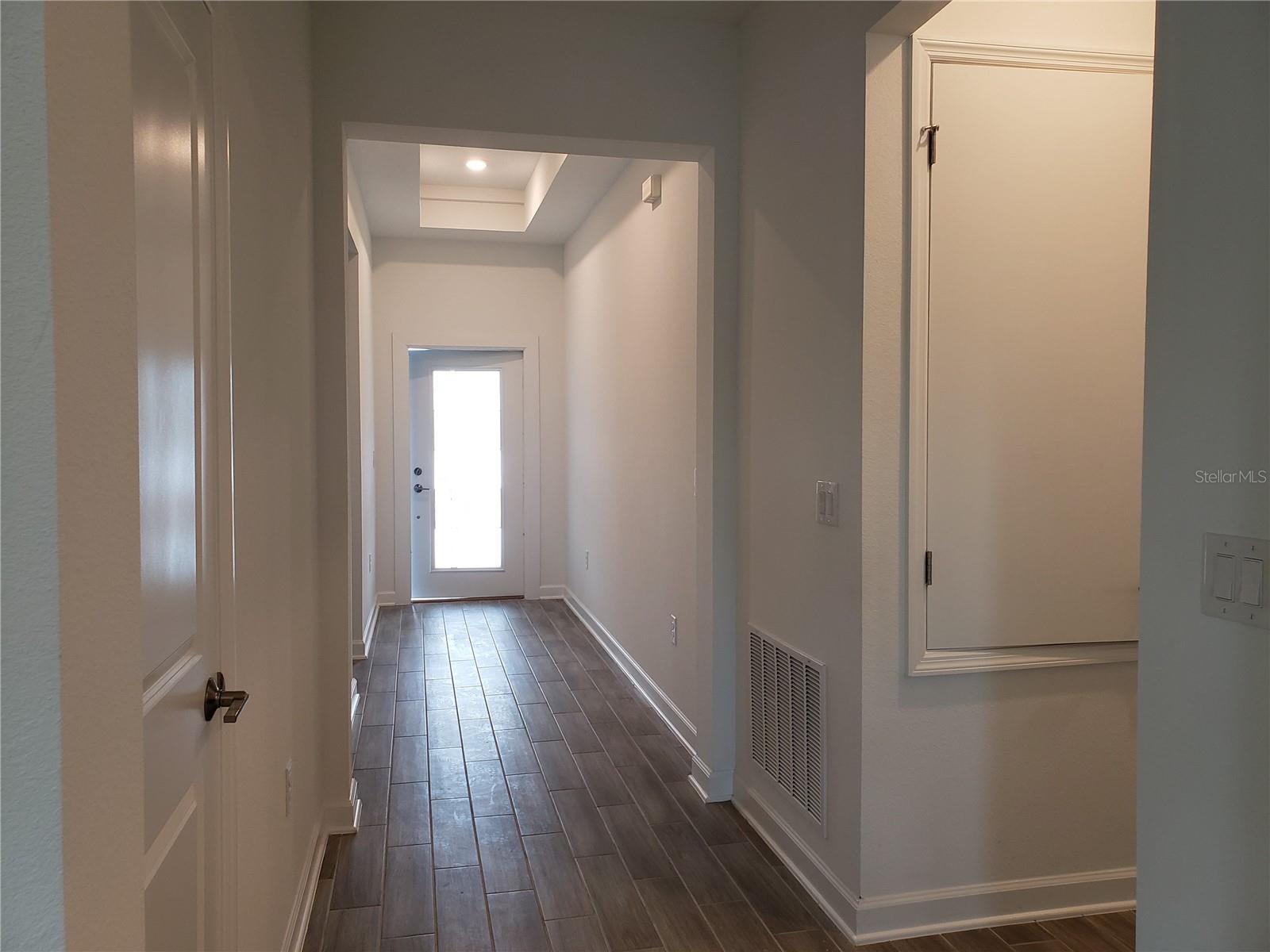 BRIDGEWALK - Residential Lease