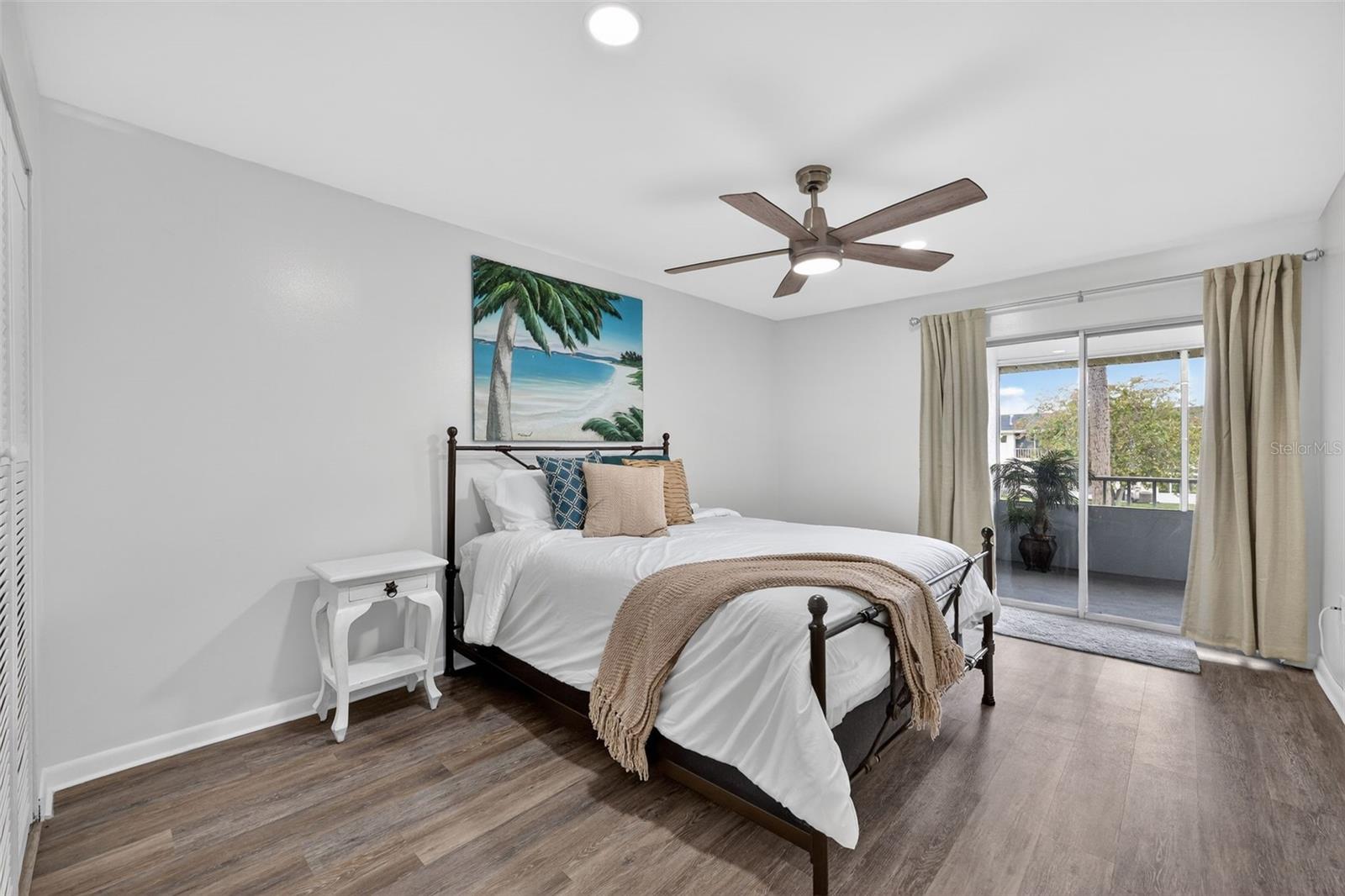 BURGUNDY UNIT ONE - Residential