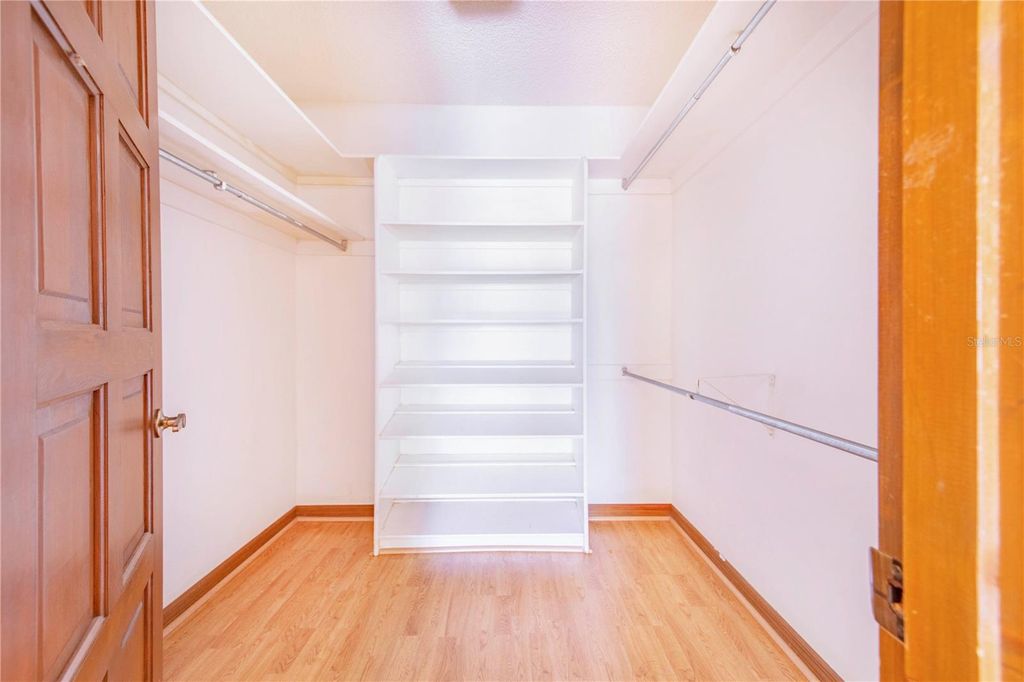 listing image 52