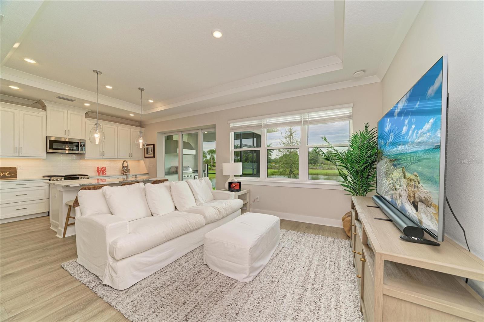 4064 SANTA CATERINA BOULEVARD 101