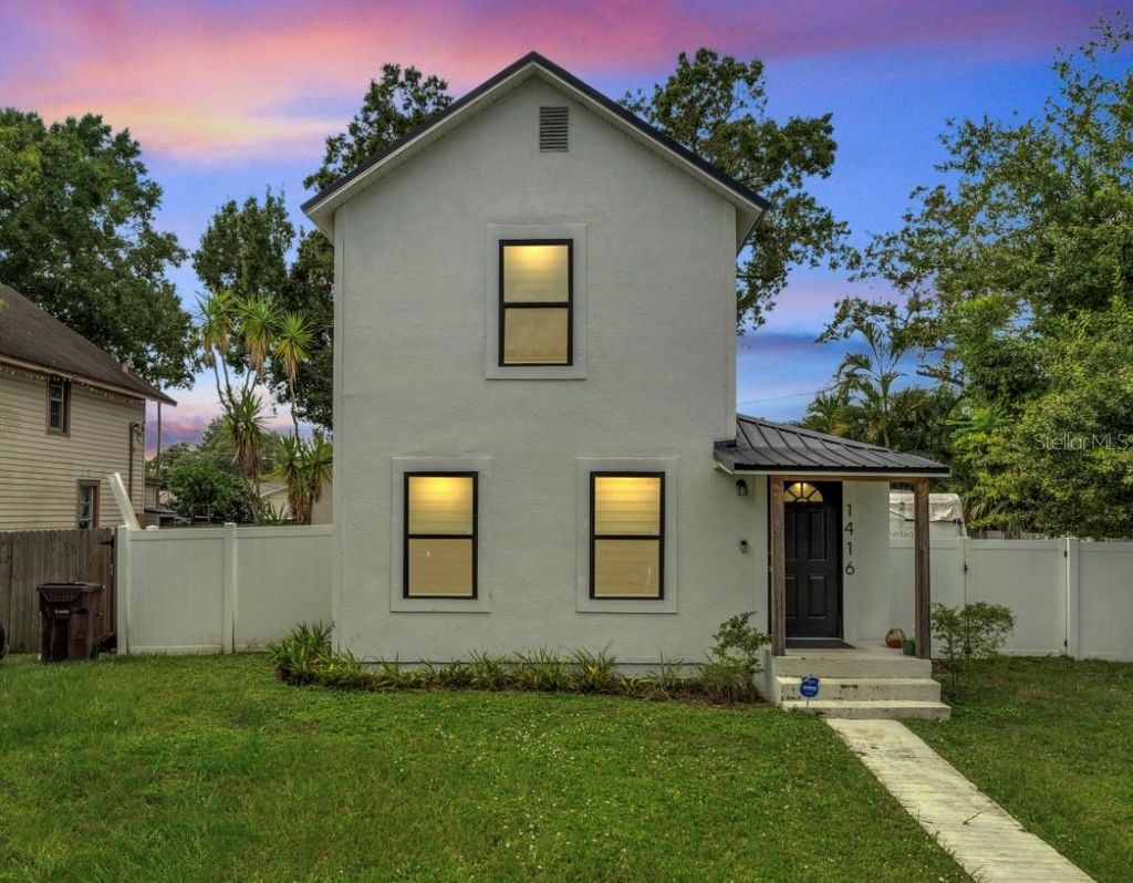 Photo of 1416 Ohio Avenue, Saint Cloud, FL 34769 (MLS # O6350705)