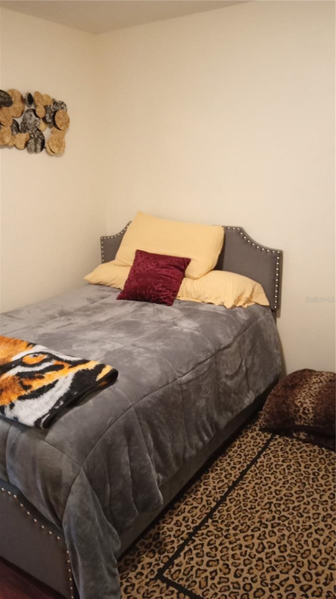 HIGH POINT COMMUNITY - Residential