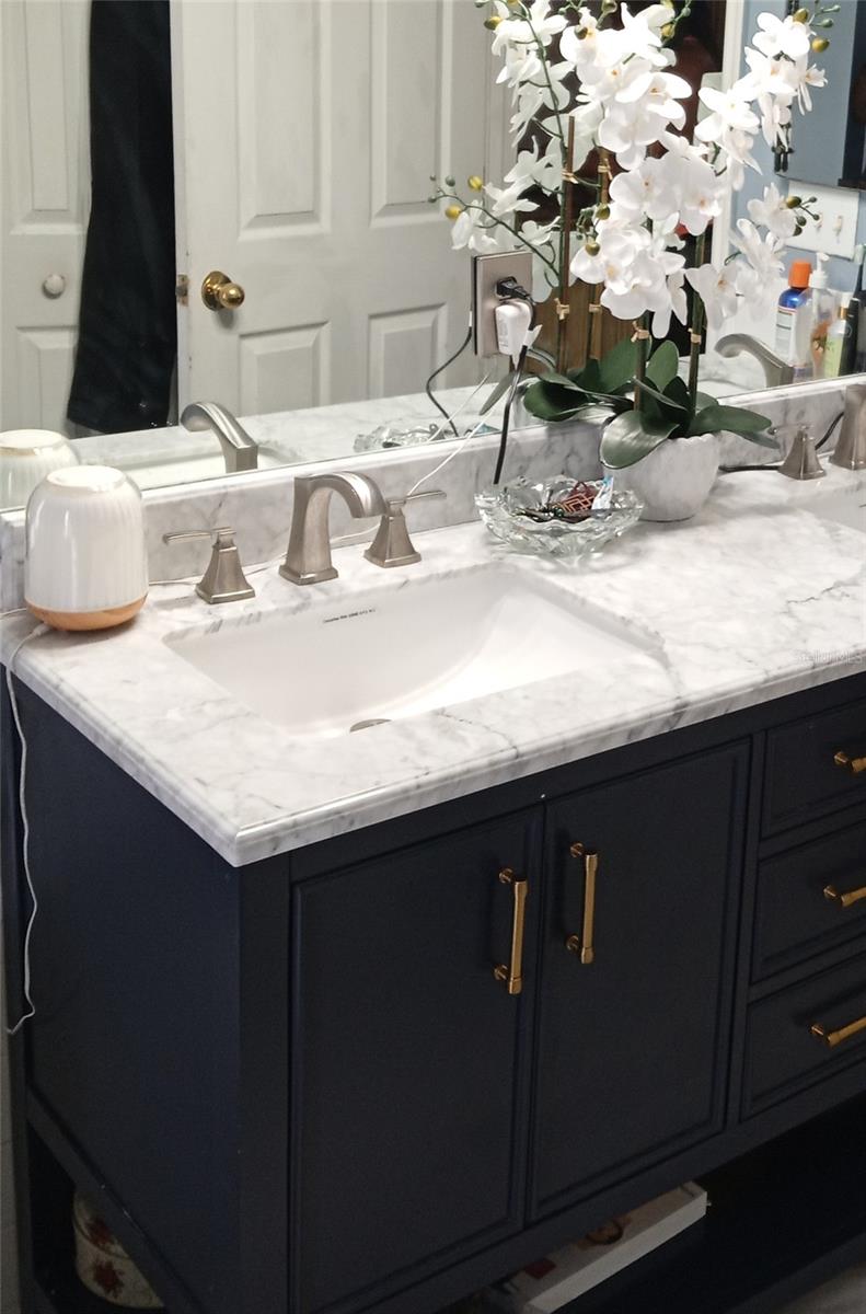 HIGH POINT COMMUNITY - Residential