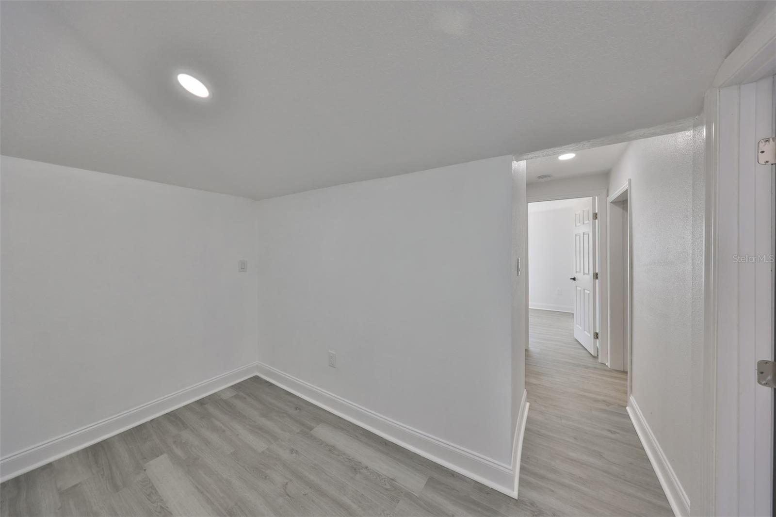 HANKINS VIRGINIA HEIGHTS - Residential