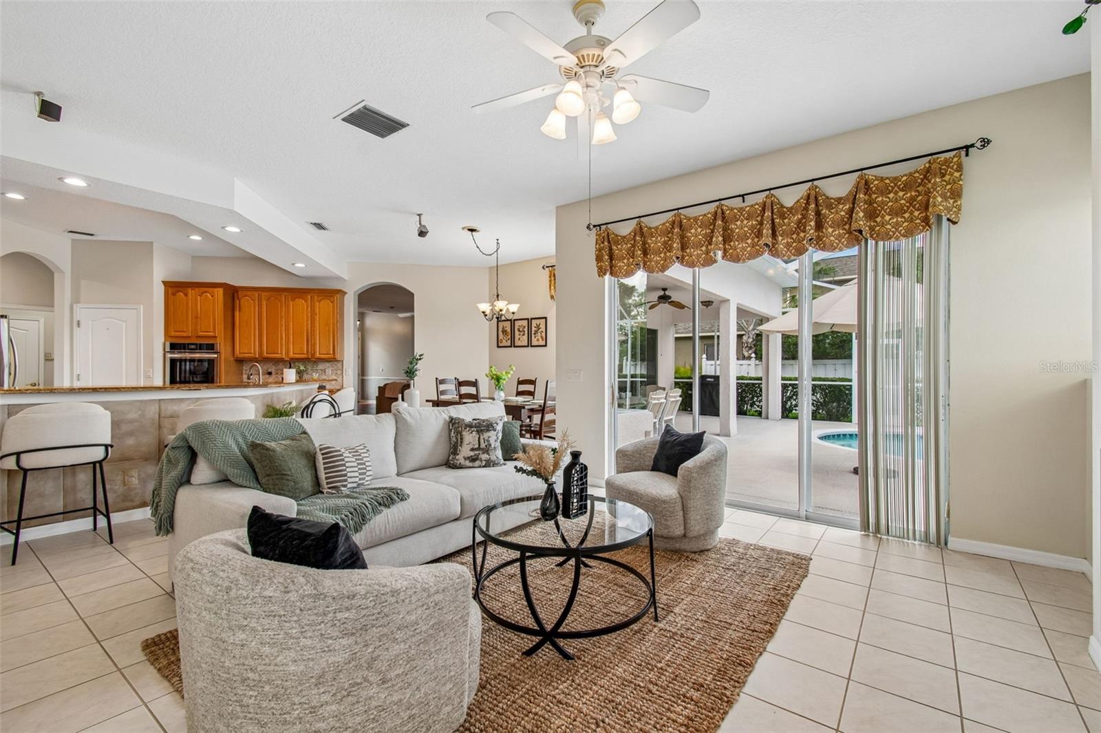 COLLIER PLACE - Residential