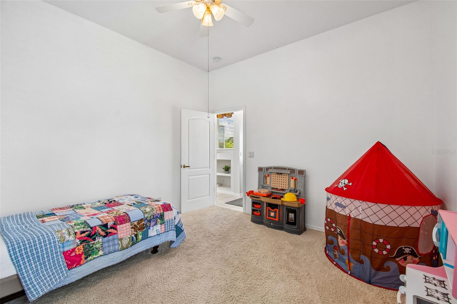 COLLIER PLACE - Residential