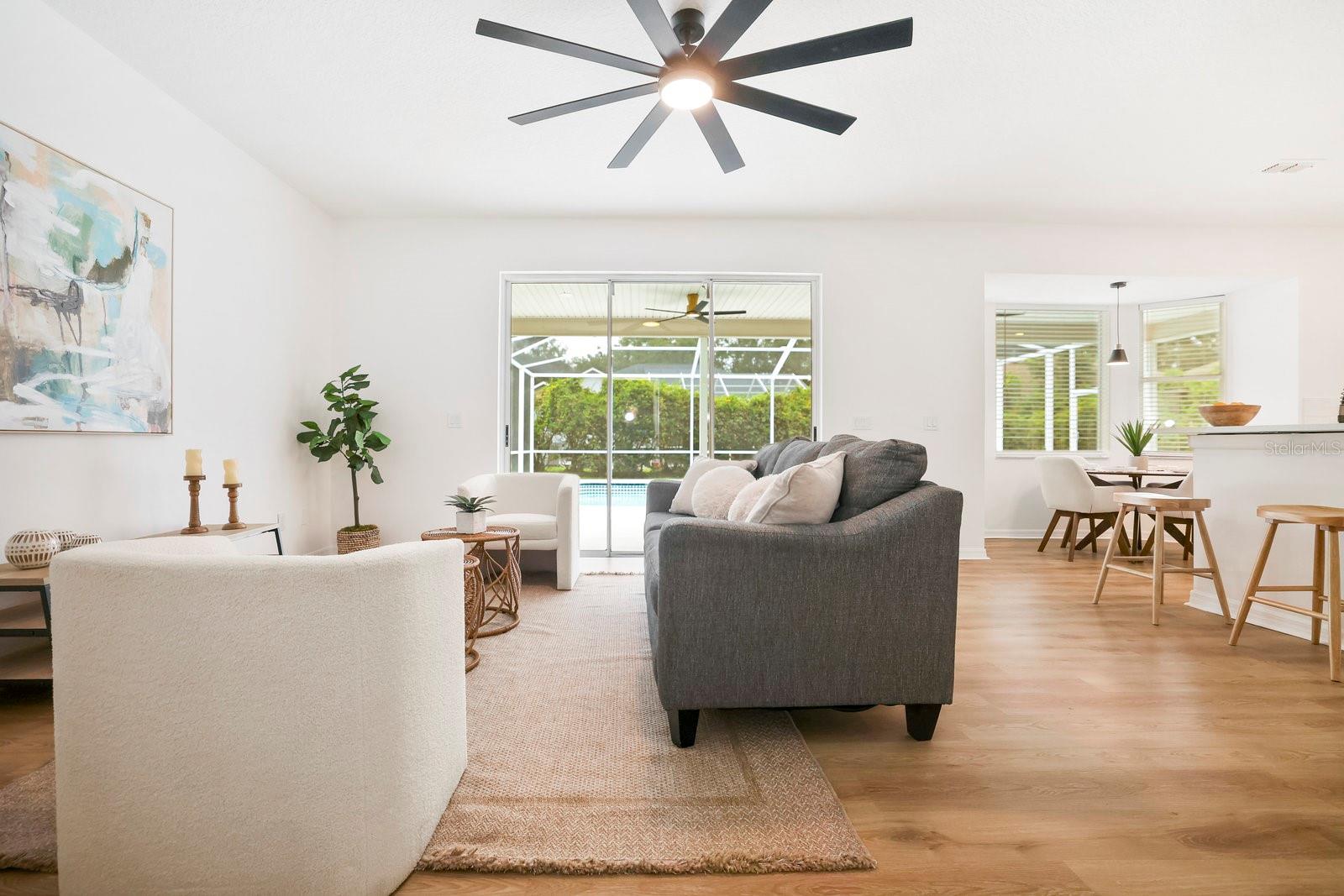 RIVER HILLS COUNTRY CLUB PARCE - Residential