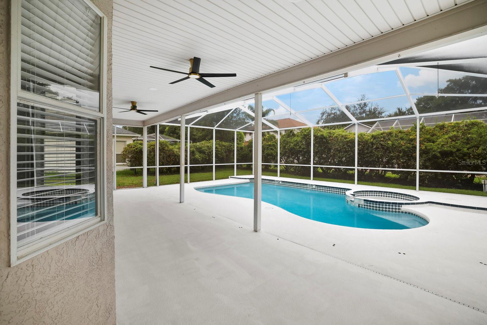 RIVER HILLS COUNTRY CLUB PARCE - Residential