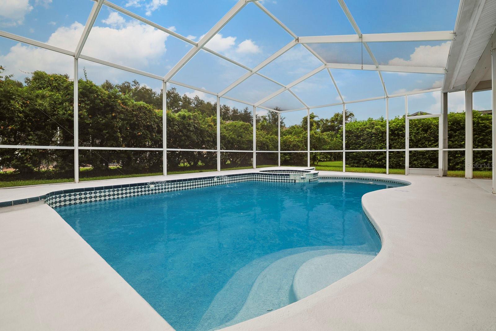 RIVER HILLS COUNTRY CLUB PARCE - Residential