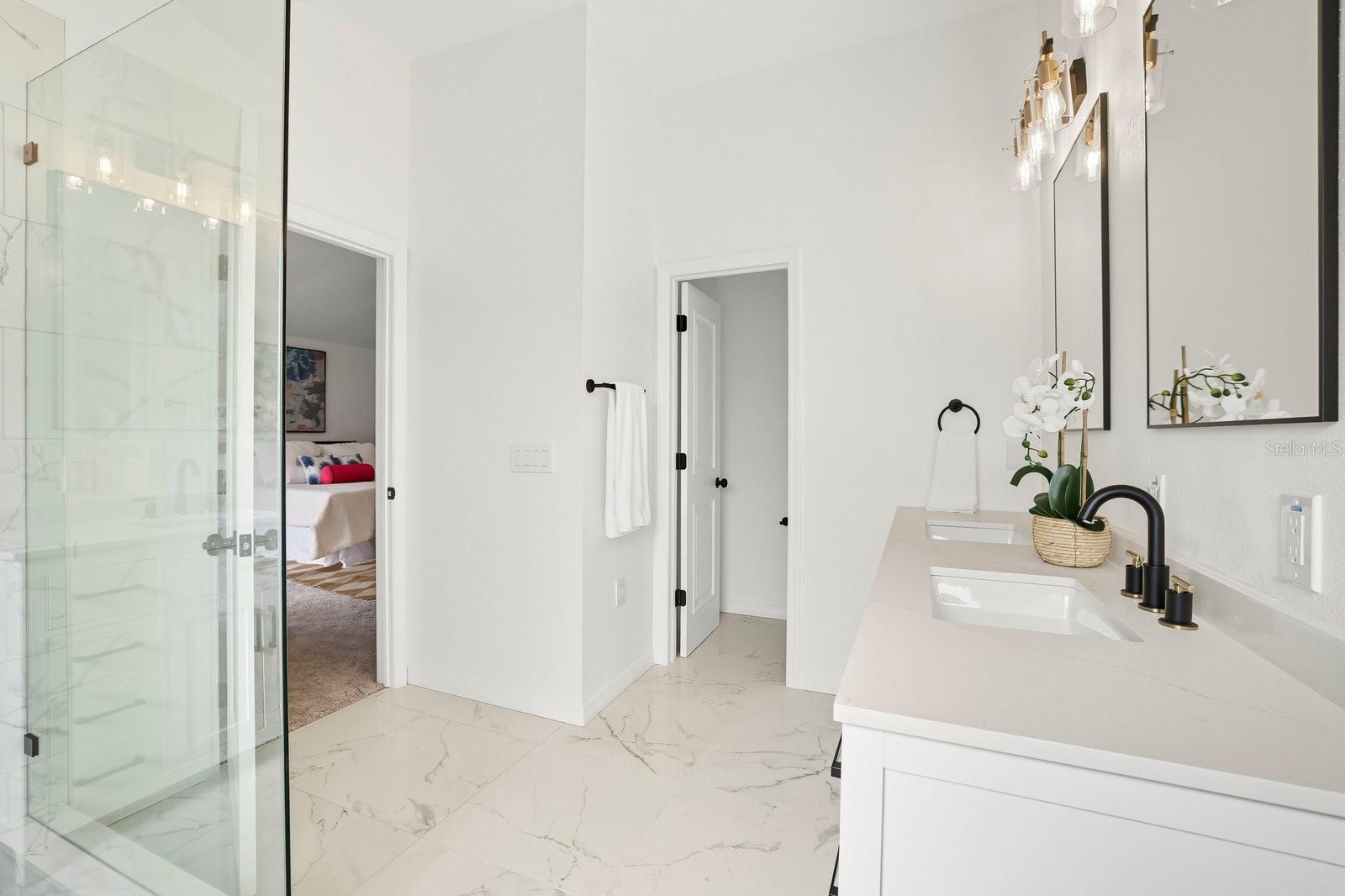 RIVER HILLS COUNTRY CLUB PARCE - Residential