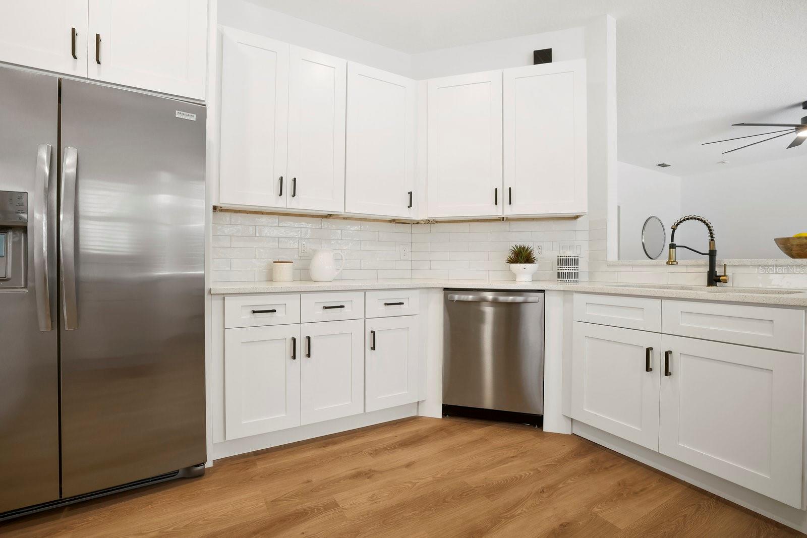 RIVER HILLS COUNTRY CLUB PARCE - Residential