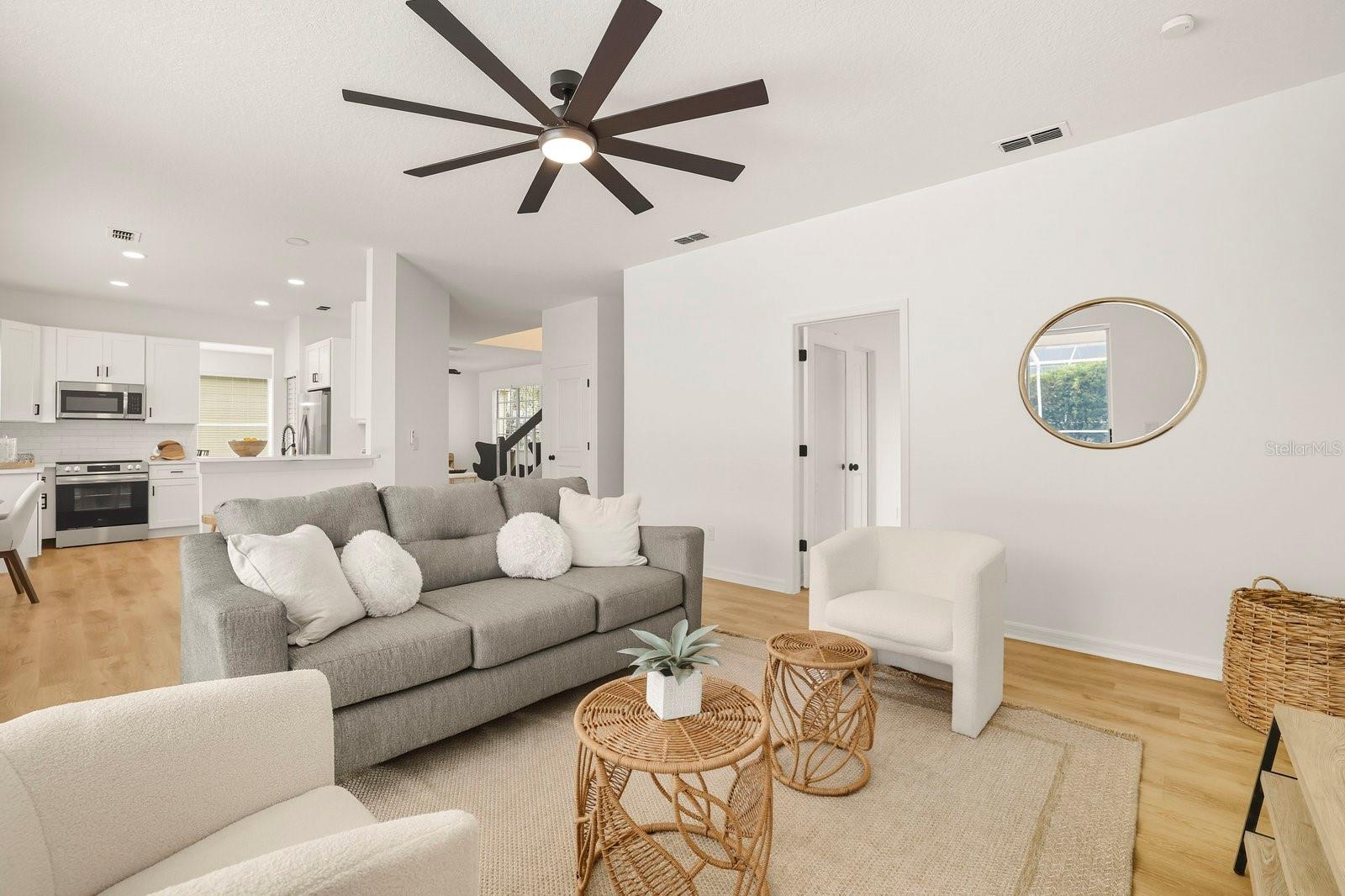 RIVER HILLS COUNTRY CLUB PARCE - Residential
