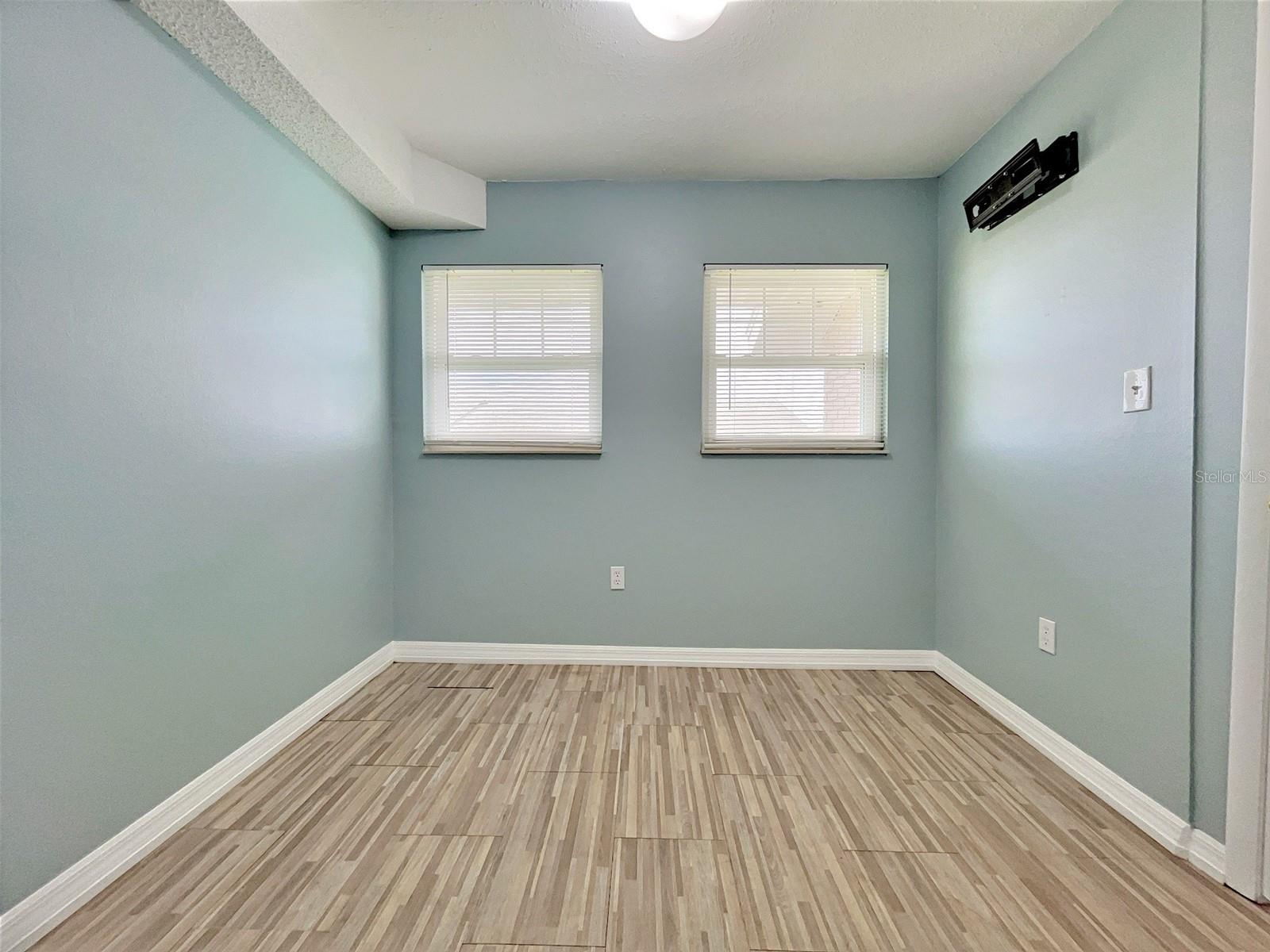 LAS PALMAS AT SAND LAKE CONDO - Residential