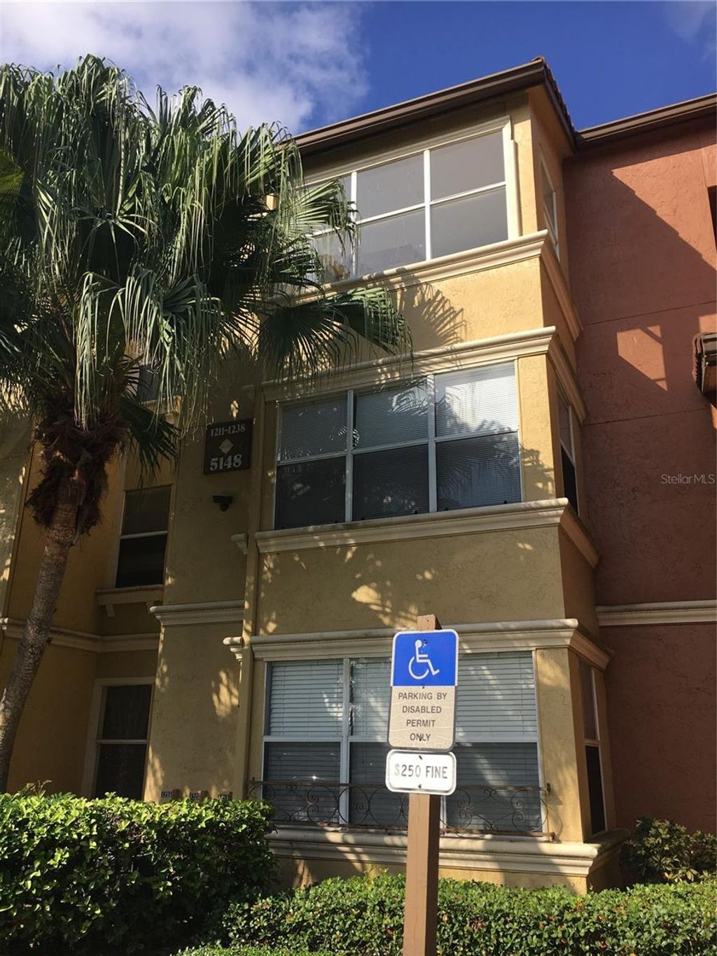 Photo of 5148 Conroy Road #1214, Orlando, FL 32811 (MLS # O6385927)