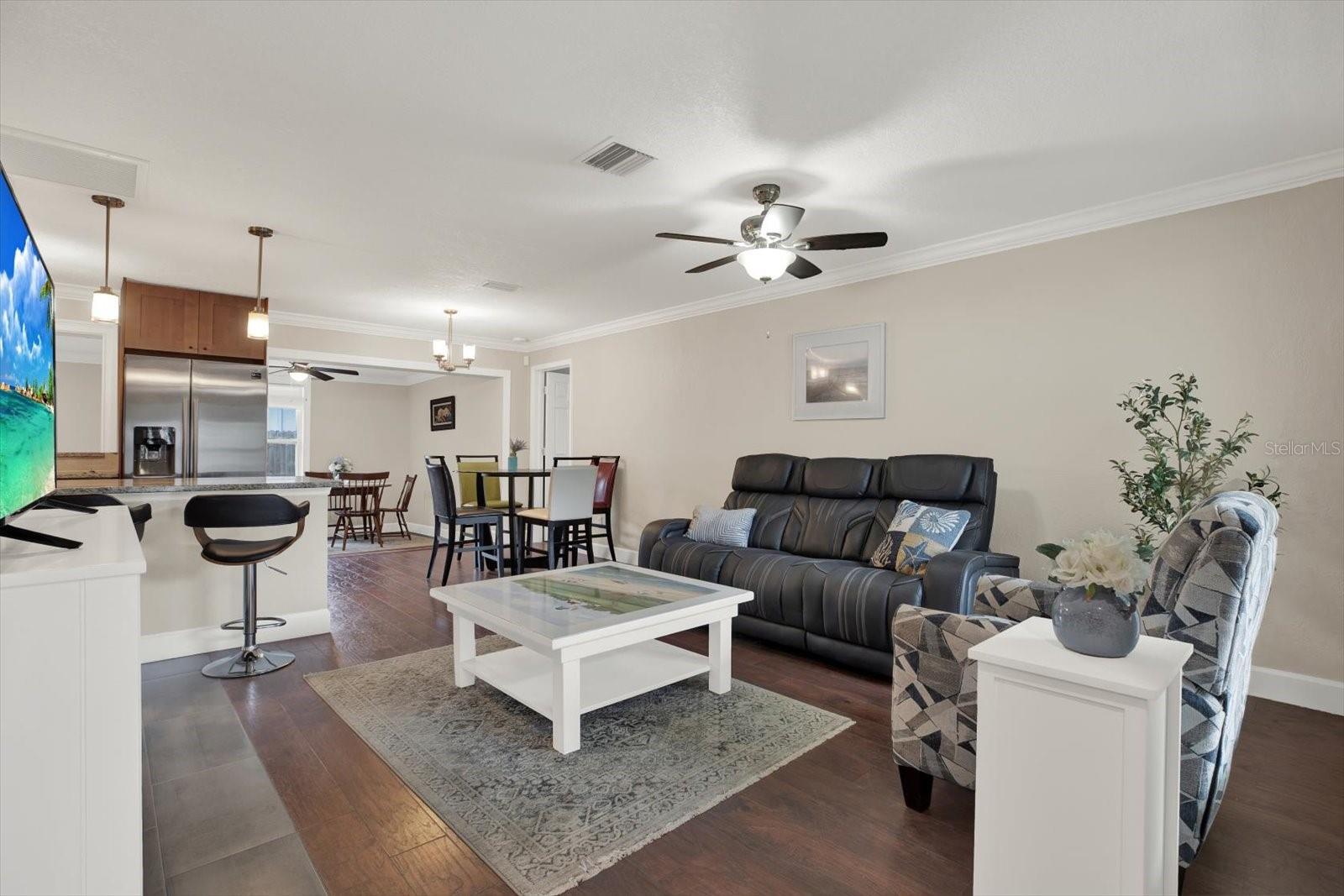 2536 BRAMBLEWOOD DRIVE W