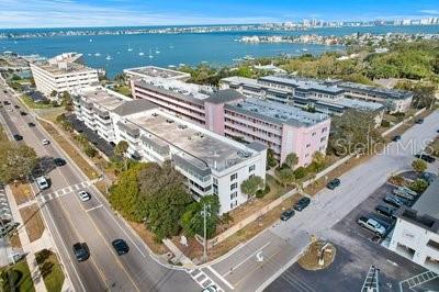147 BLUFF VIEW DRIVE 204