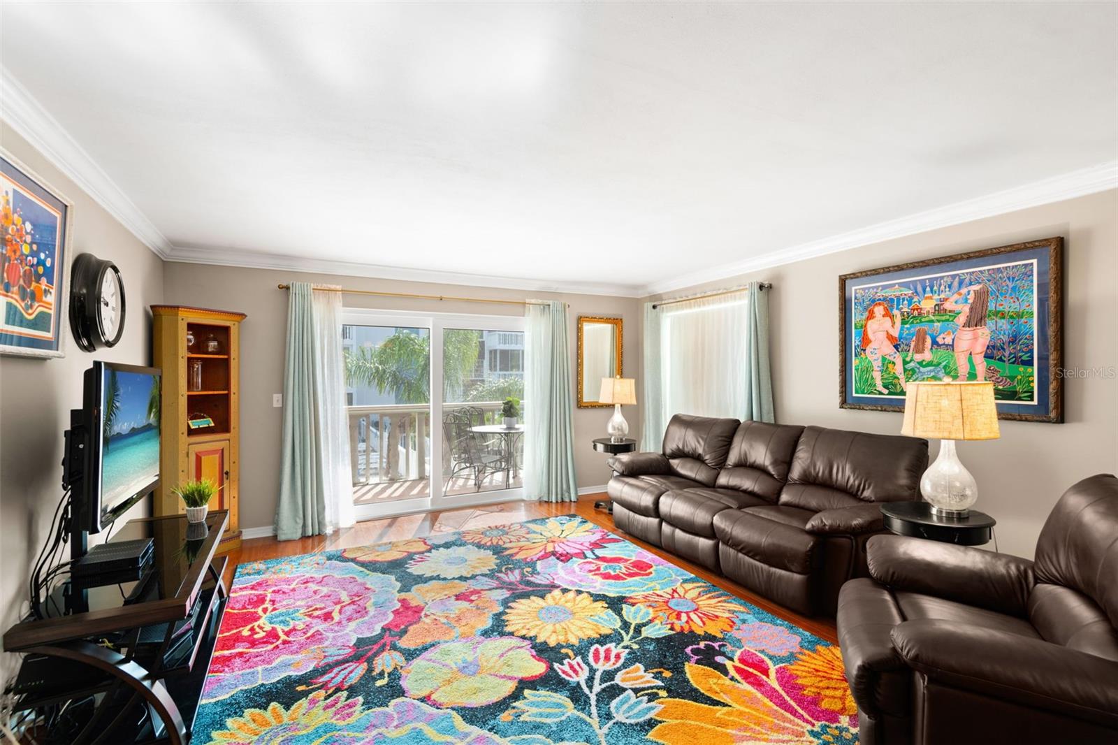 147 BLUFF VIEW DRIVE 204