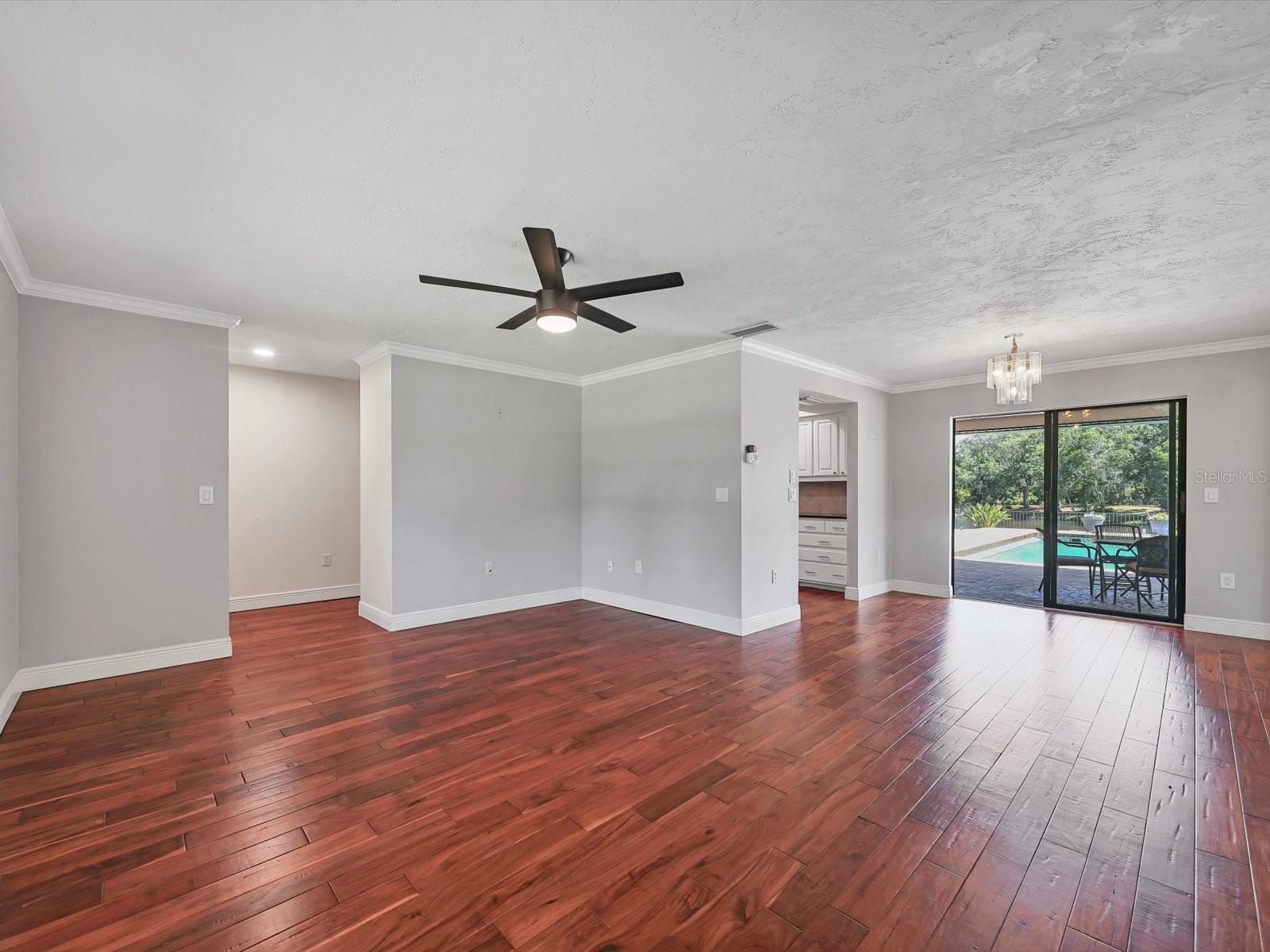 DESOTO PINES - Residential