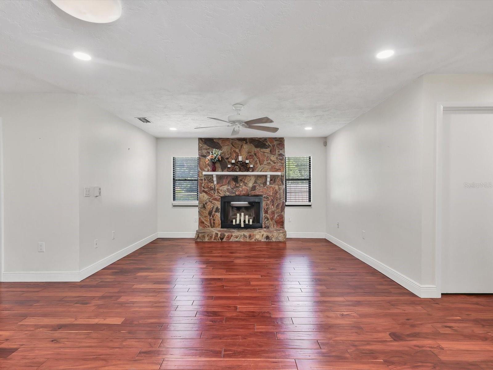 DESOTO PINES - Residential