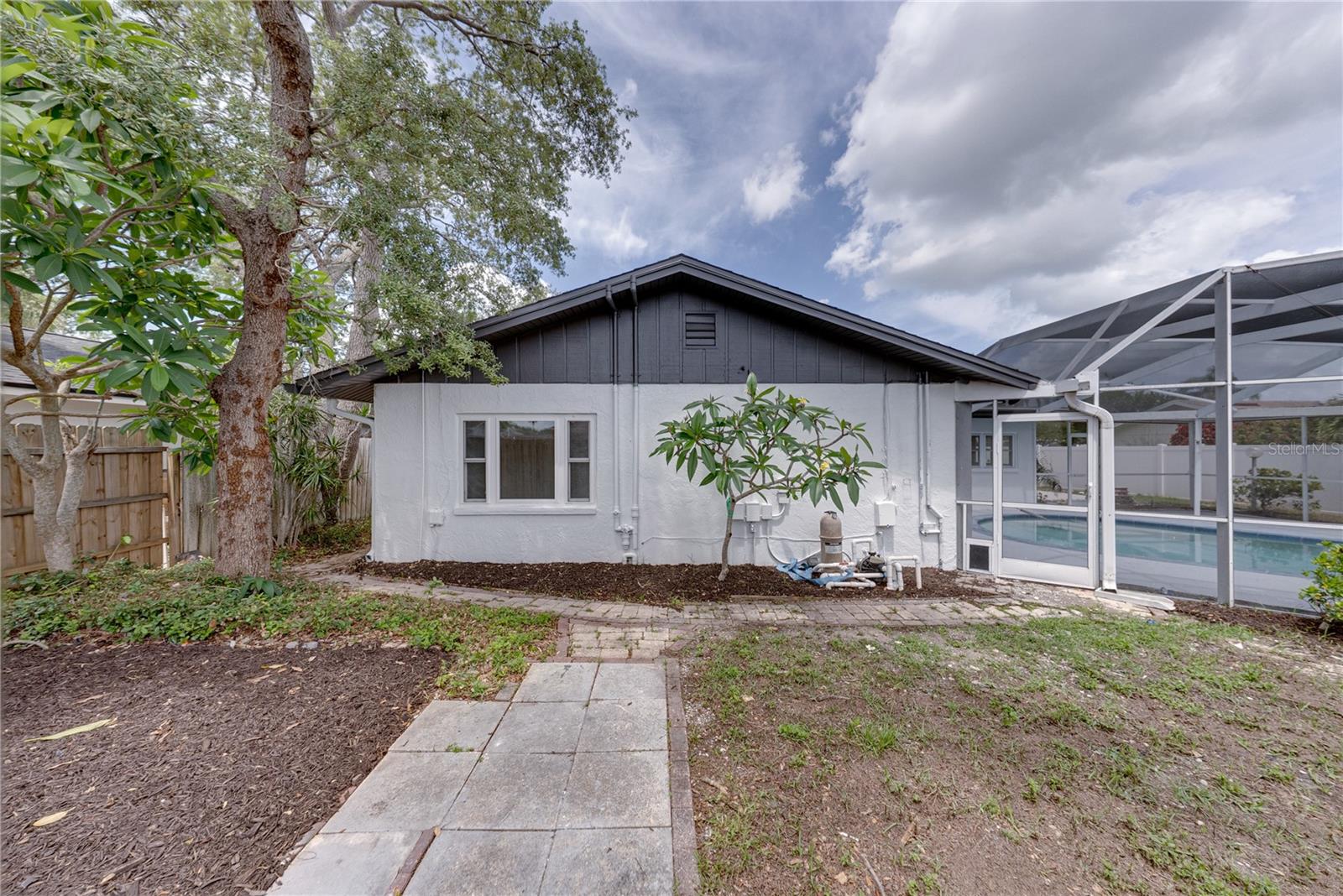 SEMINOLE GROVE ESTATES WEST ADD - Residential