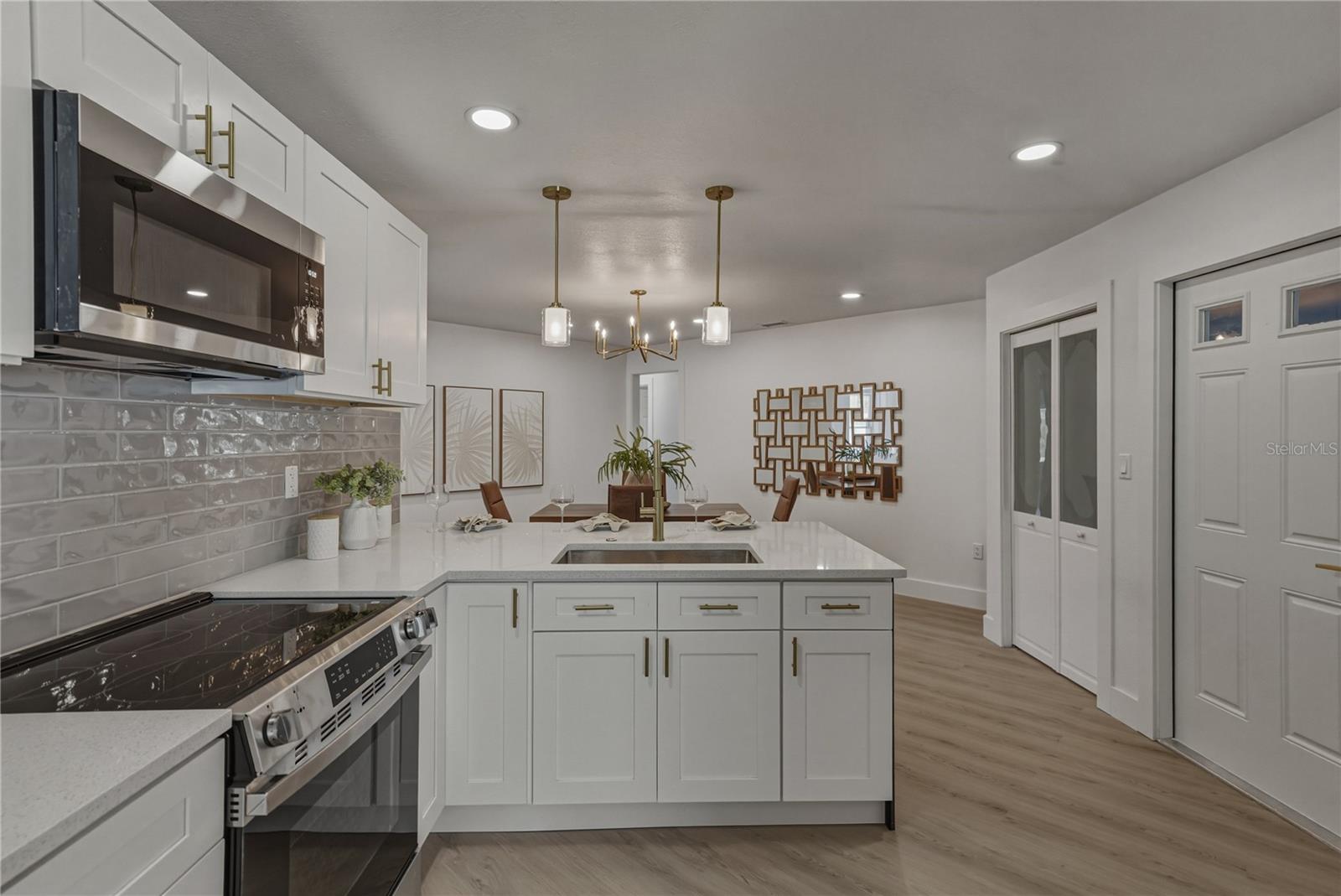 SEMINOLE GROVE ESTATES WEST ADD - Residential