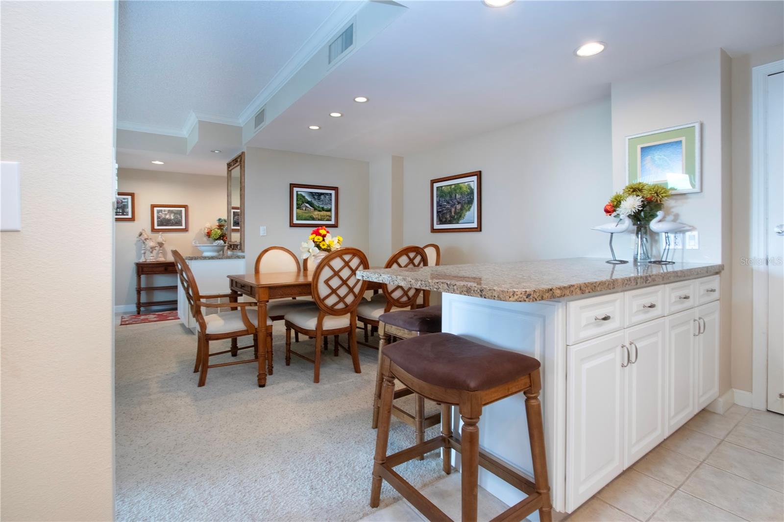 LIDO BEACH CLUB - Residential