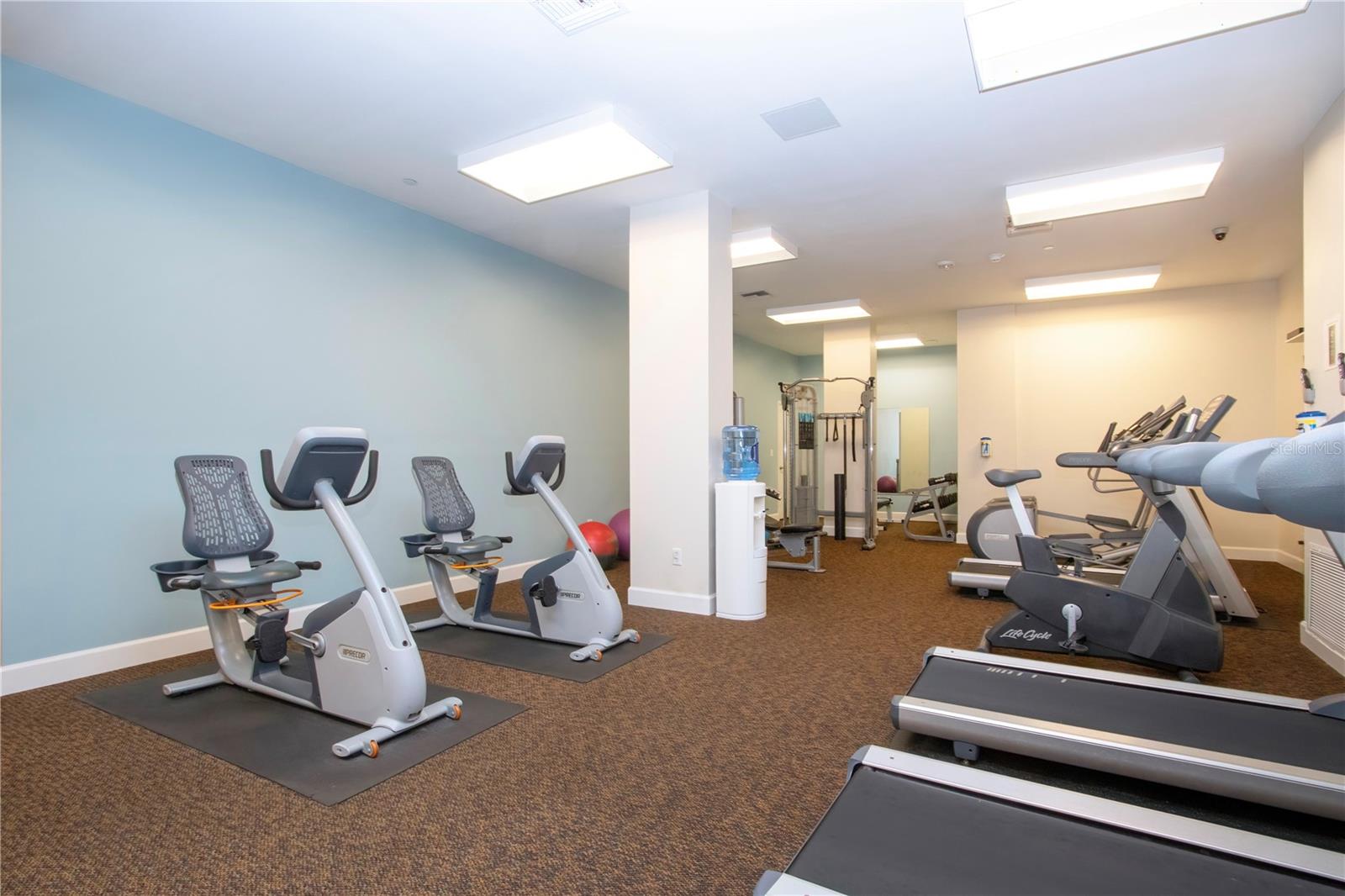 LIDO BEACH CLUB - Residential