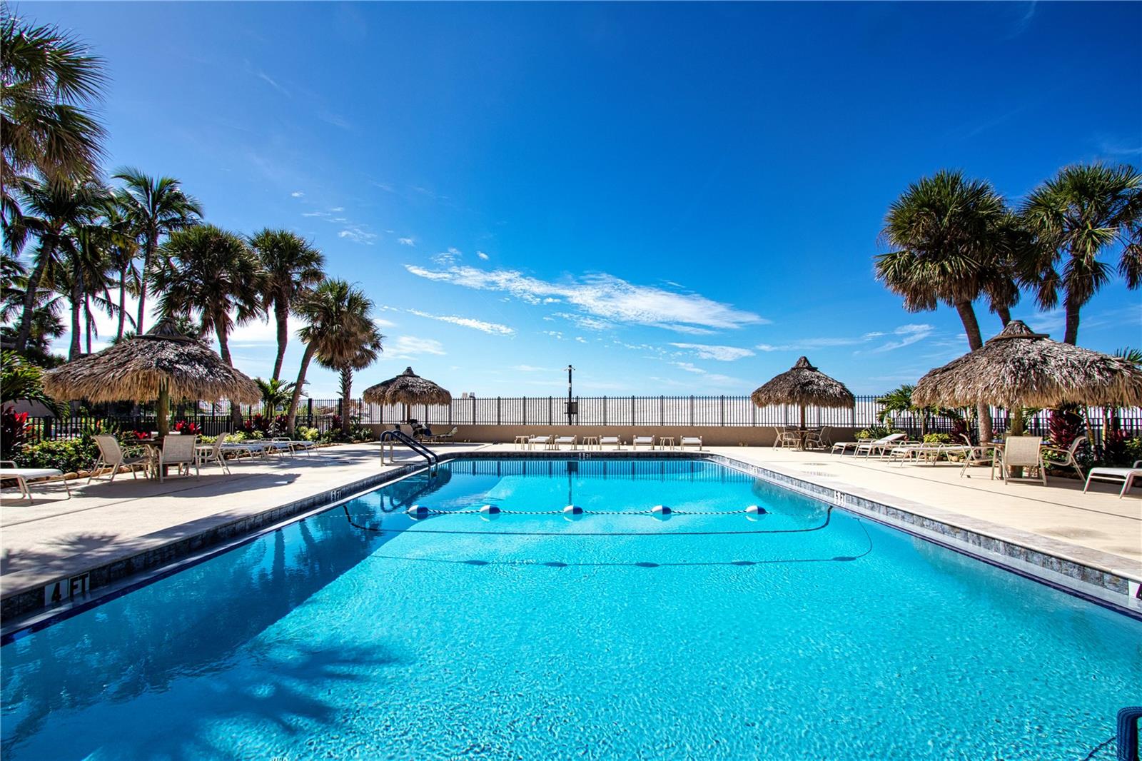 LIDO BEACH CLUB - Residential