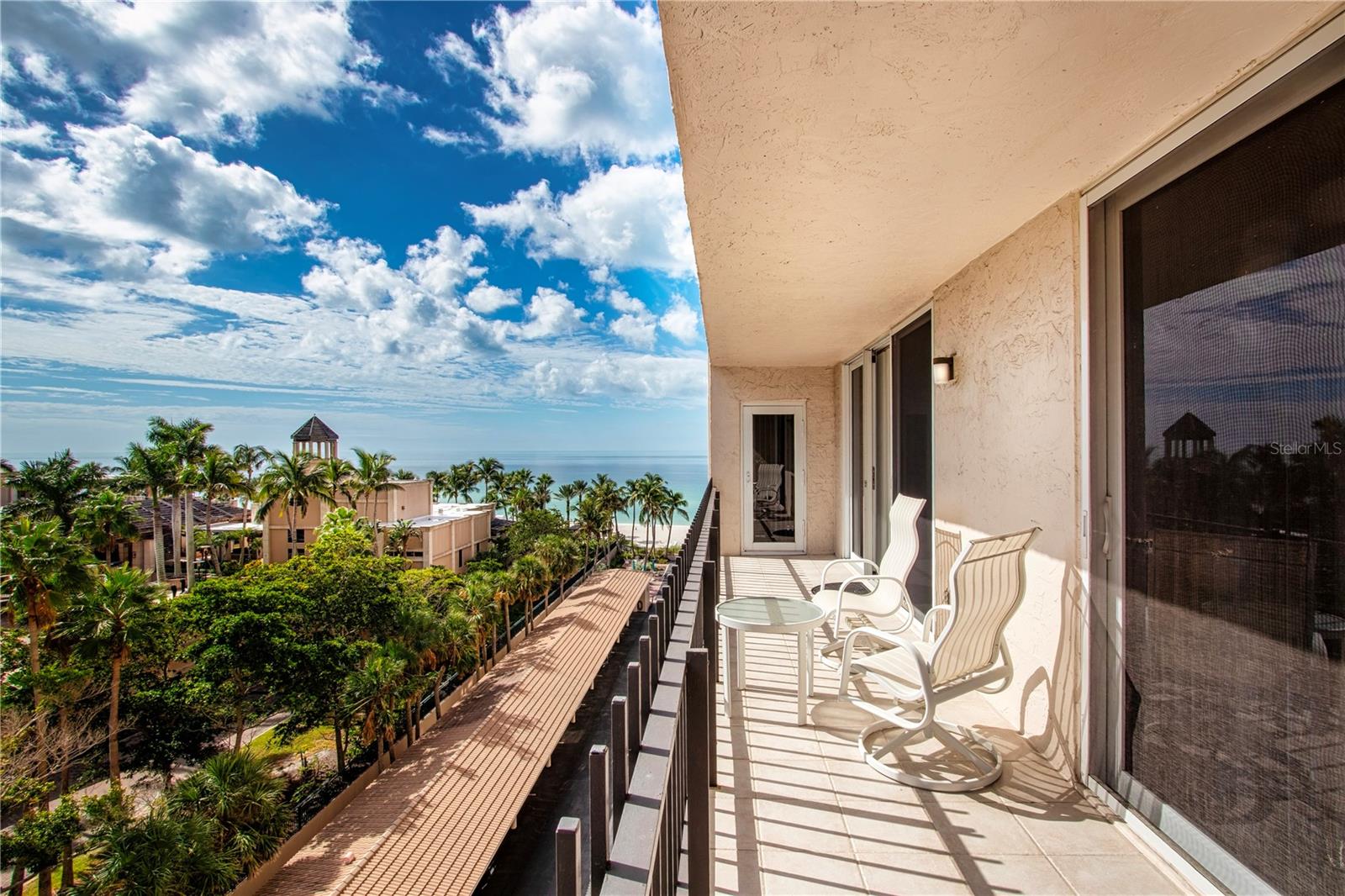 LIDO BEACH CLUB - Residential