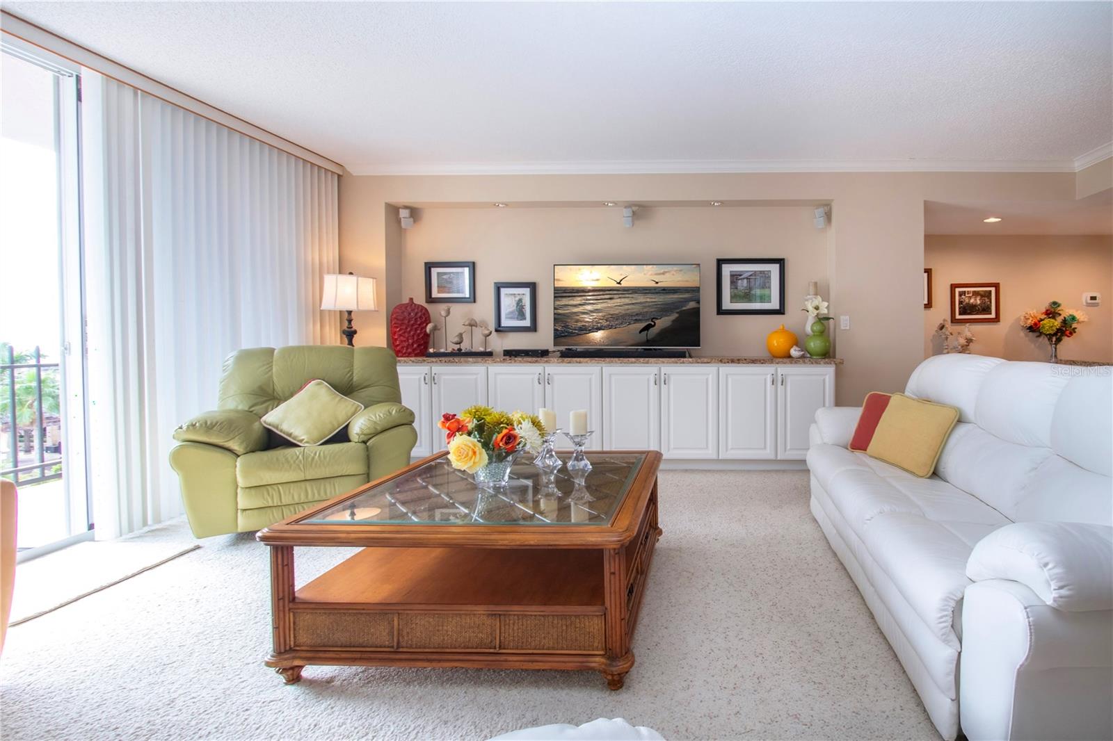 LIDO BEACH CLUB - Residential