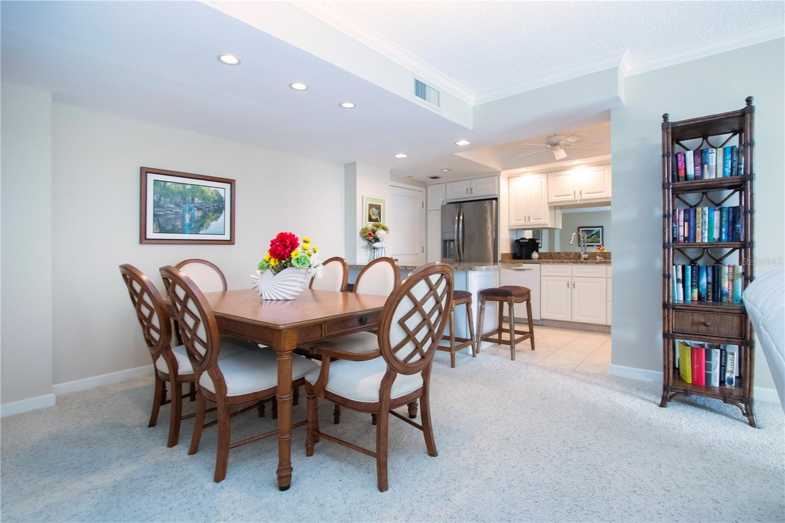 LIDO BEACH CLUB - Residential