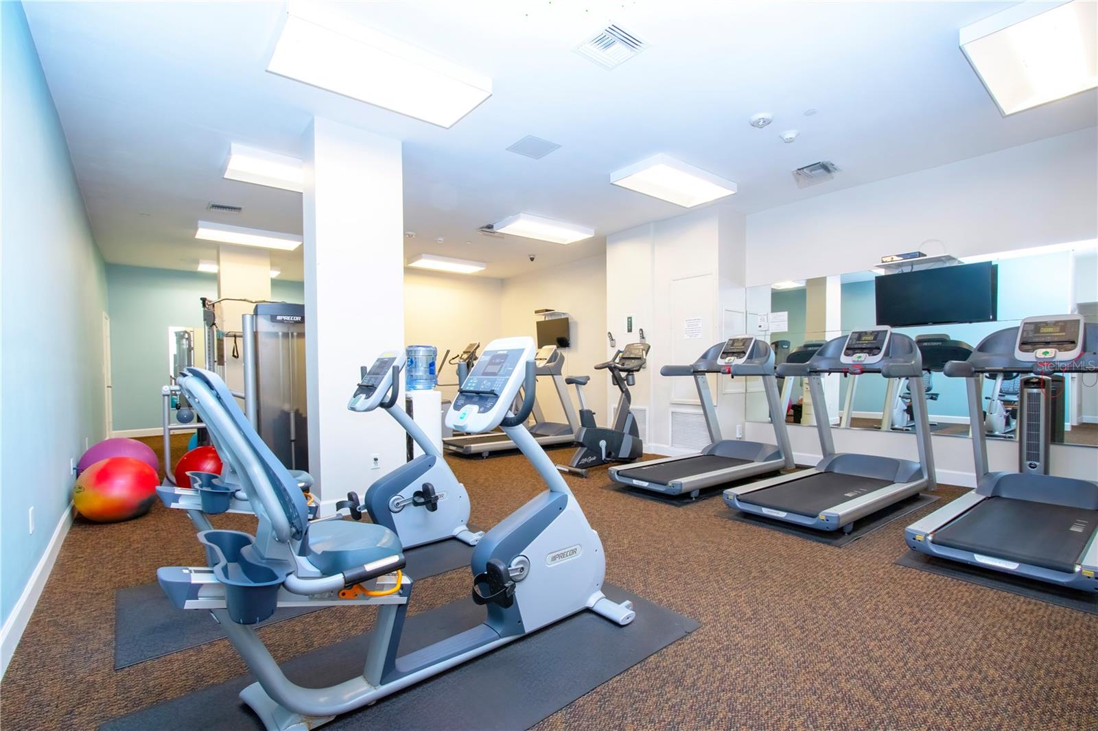 LIDO BEACH CLUB - Residential