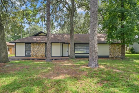 A home in WINTER SPRINGS