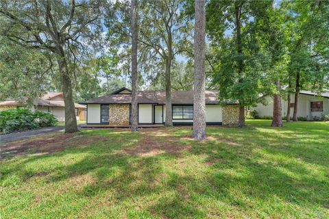 A home in WINTER SPRINGS