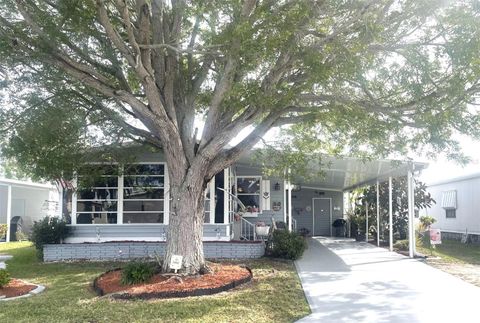 A home in NORTH PORT