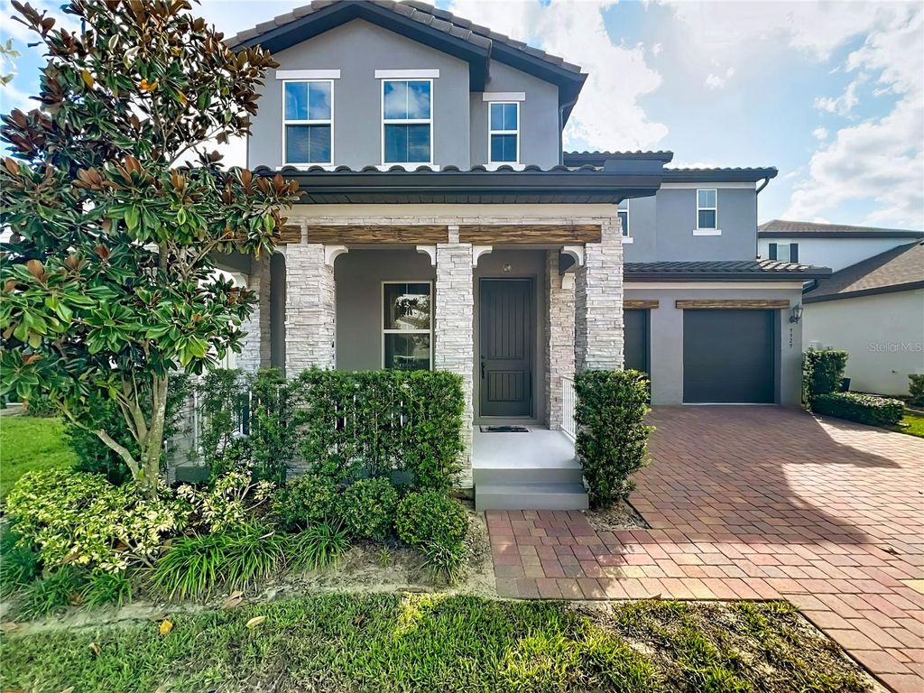 Photo of 9929 Summerlake Groves Street, Winter Garden, FL 34787 (MLS # O6417889)