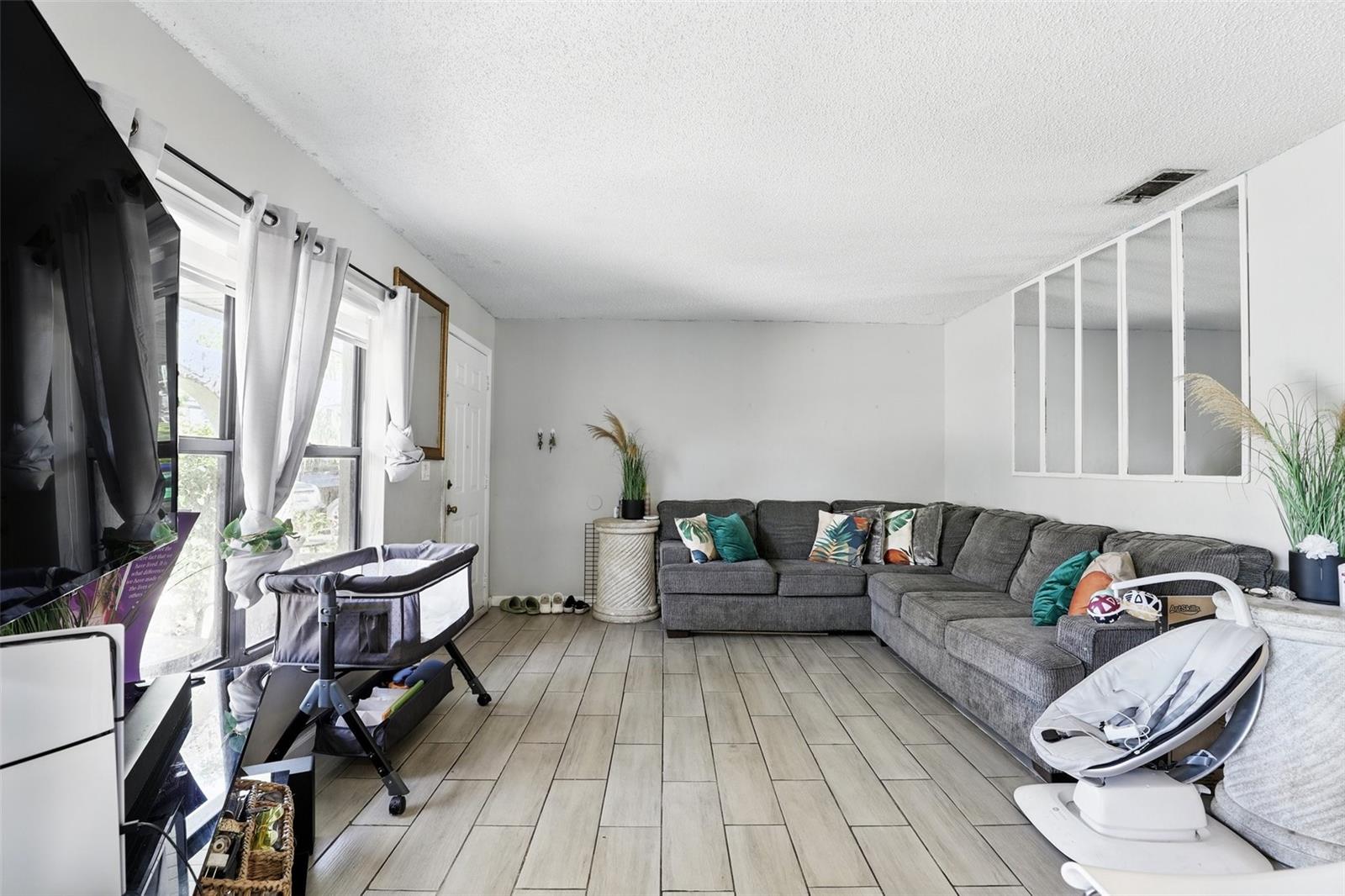 SEMORAN CLUB - Residential Income