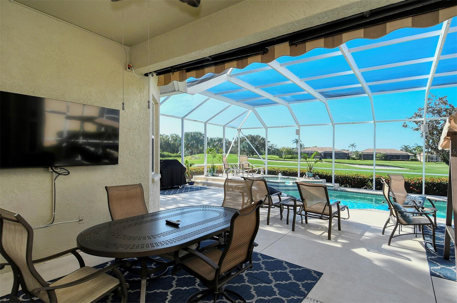 HERITAGE OAKS GOLF & COUNTRY CLUB - Residential