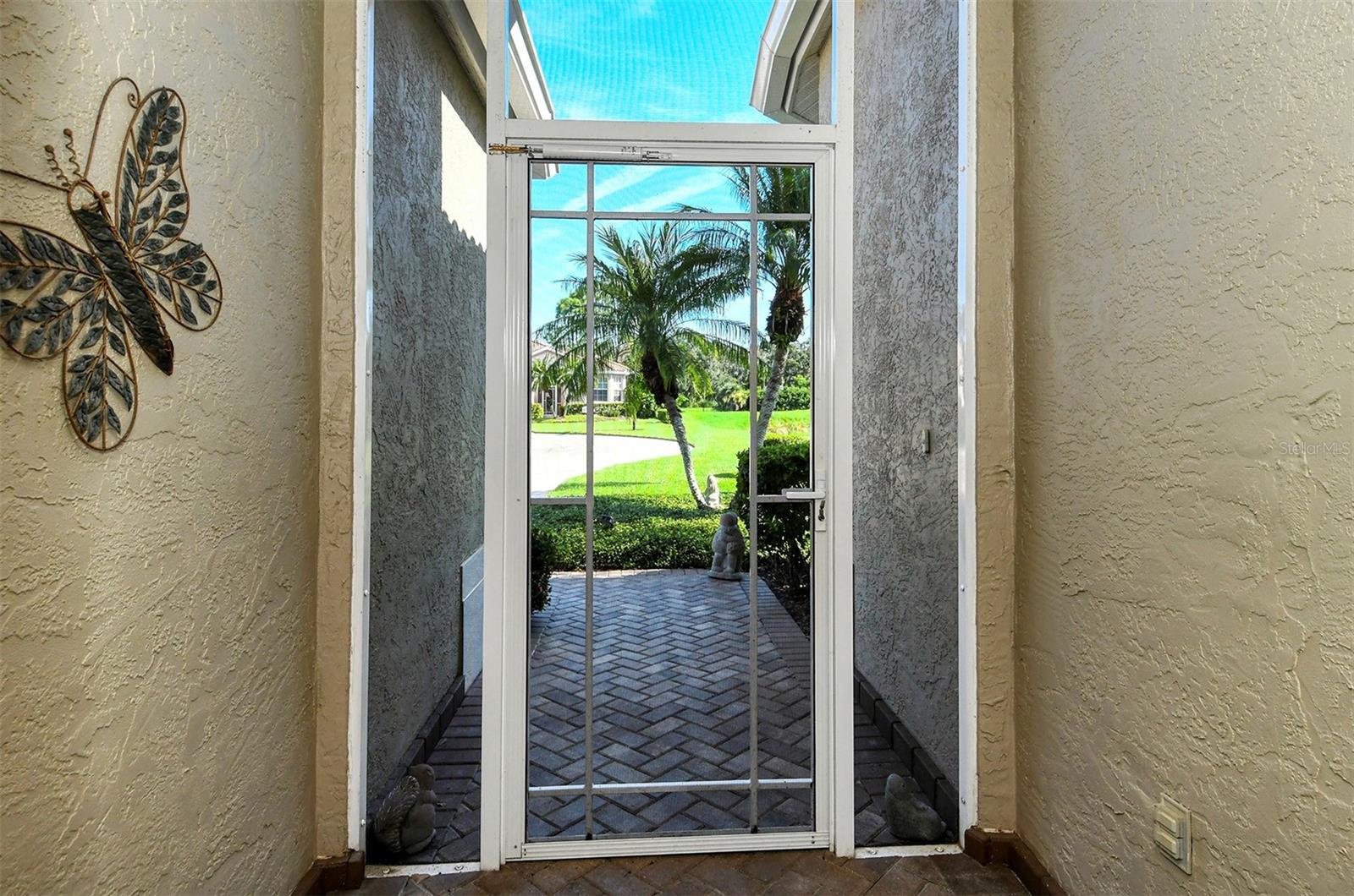 HERITAGE OAKS GOLF & COUNTRY CLUB - Residential