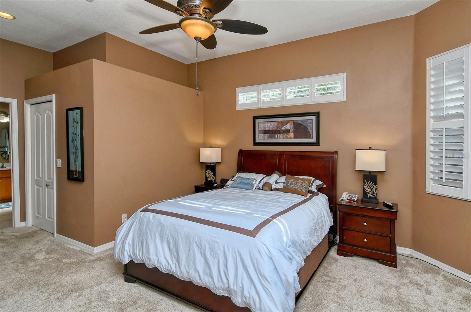 HERITAGE OAKS GOLF & COUNTRY CLUB - Residential