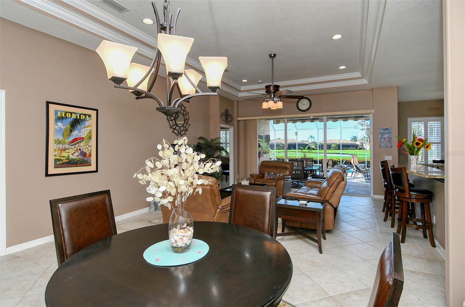HERITAGE OAKS GOLF & COUNTRY CLUB - Residential