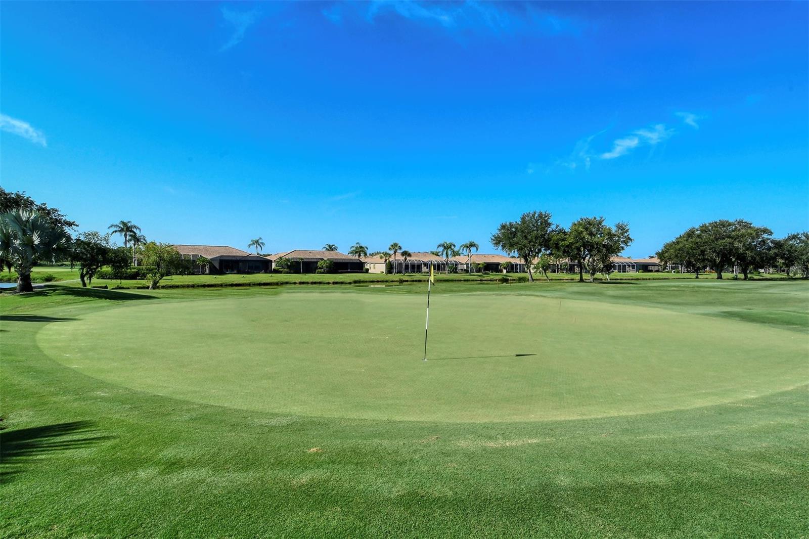 HERITAGE OAKS GOLF & COUNTRY CLUB - Residential