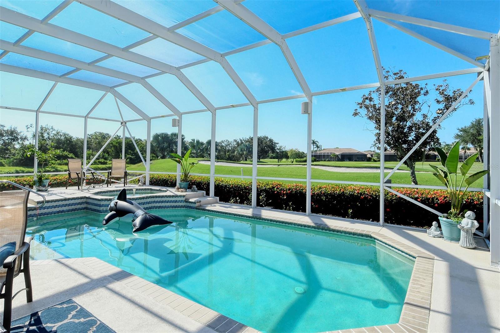 HERITAGE OAKS GOLF & COUNTRY CLUB - Residential